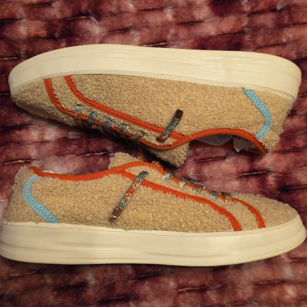 HEY DUDE Karina Sherpa In Sage Women's US8 Sneakers Shoes With Elastic Laces EUC - Picture 7 of 10